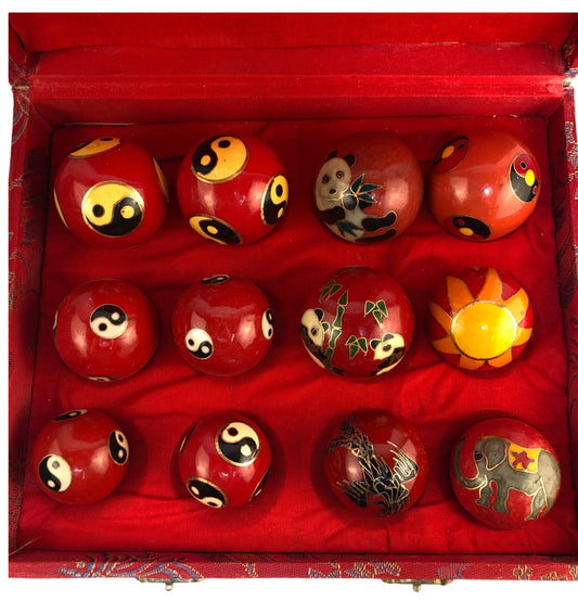 43243 -Chinese Hand Balls Box COOL BEANS