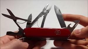 12868 - Knife 13 Function Red |81|