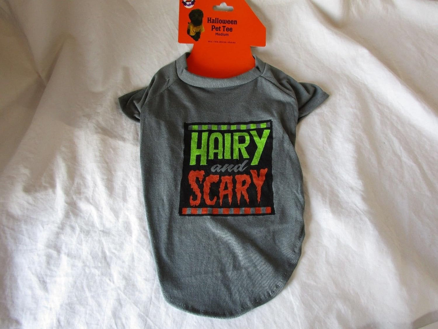 18093 - Hairy & Scary Halloween Grey Medium Pet Tee - |Pod 2-30|