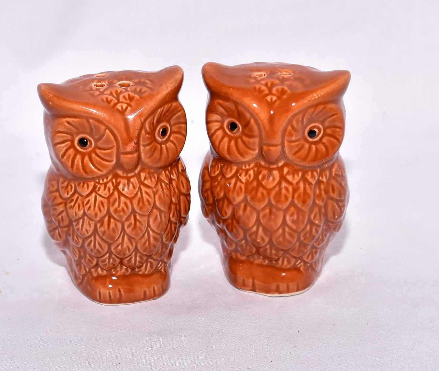 1974 - 3 Inch Adorable Owl Salt And Pepper Shakers With Vintage Design For Kitchen Tableware |4-18|