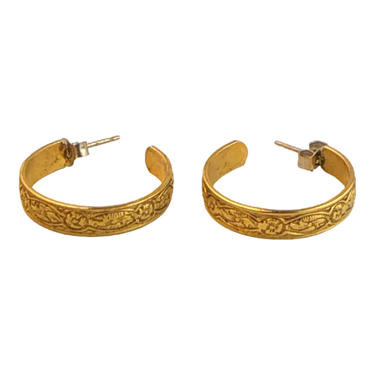 22735 - Exquisite Golden Filigree Hoop Earrings with Intricate Craftsmanship and Radiant Hue |Clear-65|