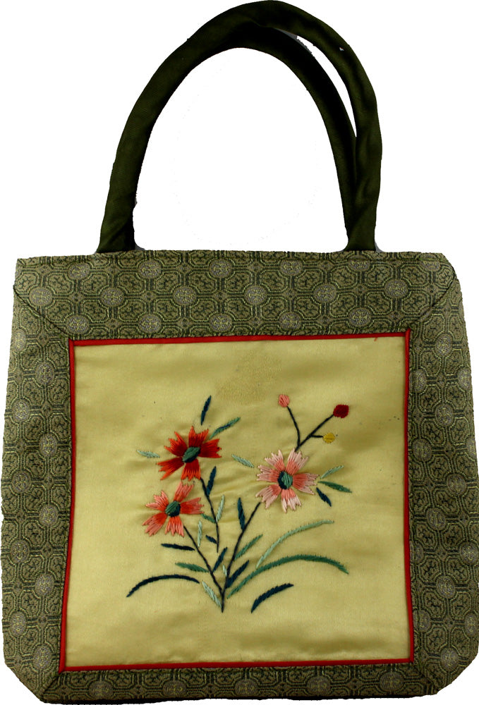 2440 - Small Silk Purse Champagne W/F |16-22|