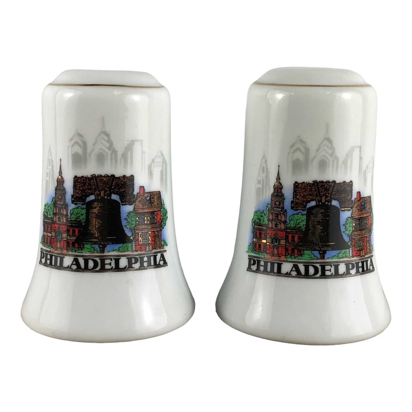39893 - 2.5" Philadelphia S & P Shakers - |4-26|
