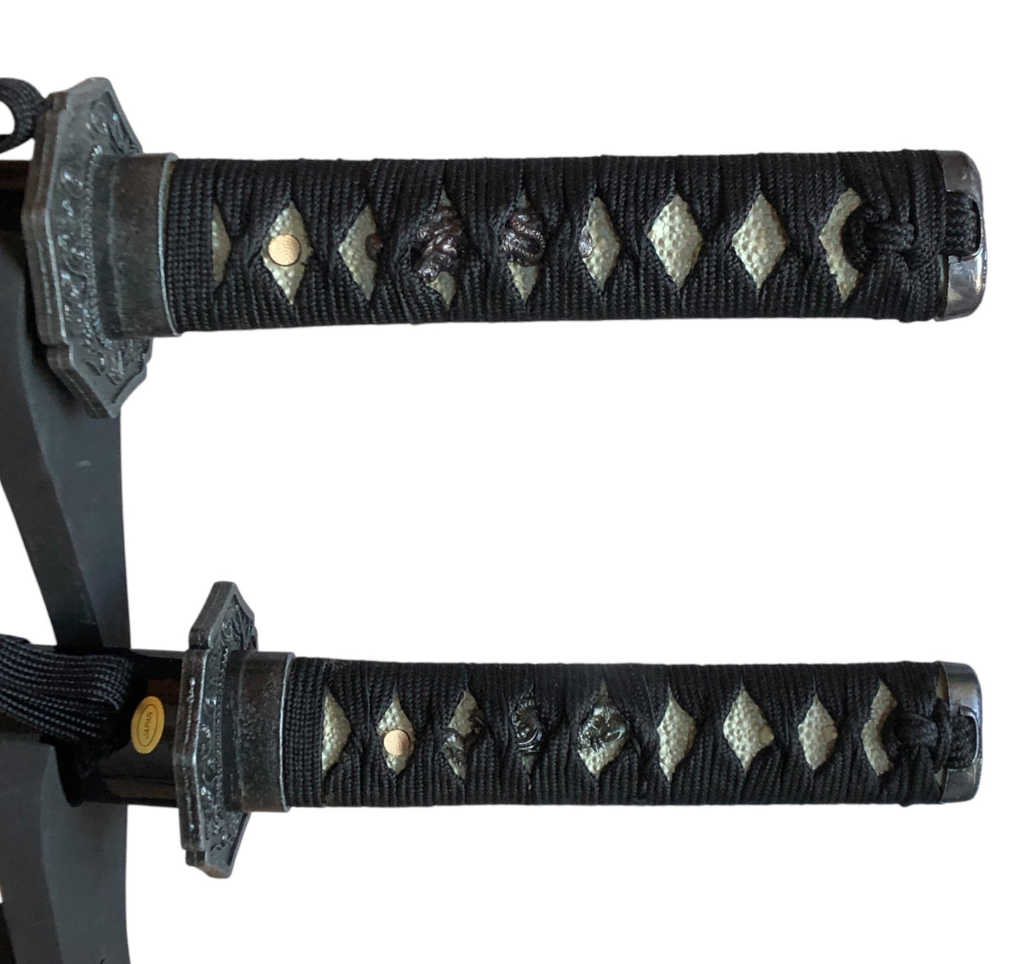 4032 - 2 Sword Set Black w/Copper Dragon - 5-F Down : JT BLACKEYEDBLADES COOL BEANS