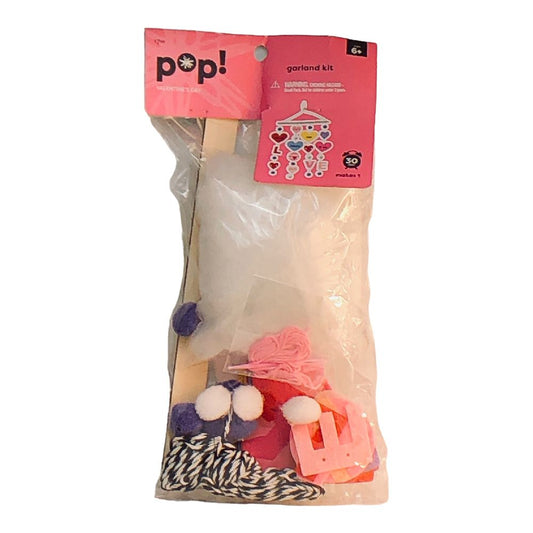 41830 - Valentine Garland Kit-2 Pack