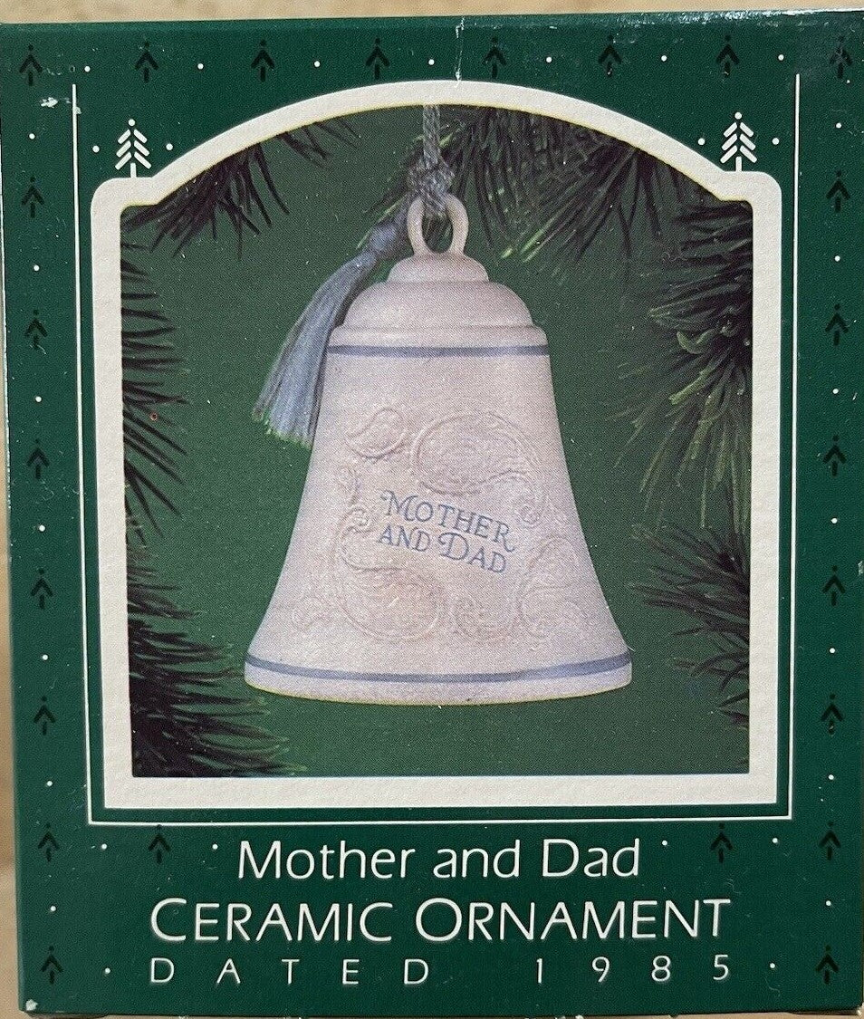 42360 - Hallmark Mother and Dad Ceramic Ornament Dated 1985 |Pod 1-65|