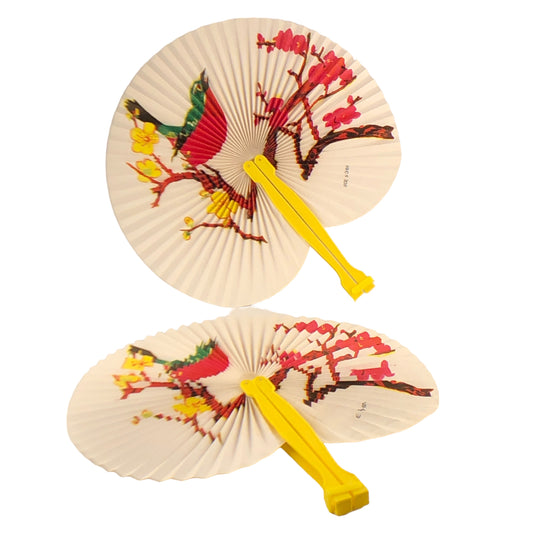 5939 - 2 Folding Fan Singing Red Bird - W-15 : GK COOL BEANS CHESSMAN