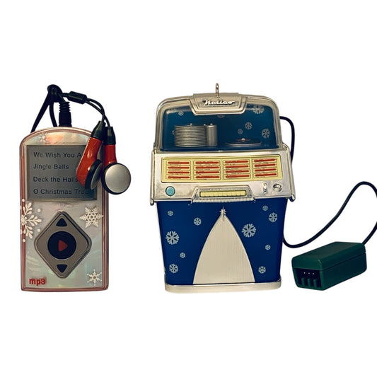 48025- Hallmark Magic Set: Jolly Jukebox & Personal Audio MP3 Player Christmas Ornaments 4" |TBD|