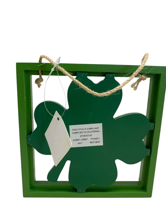 35562 - Four Leaf Clover 6x6" Wooden Sign |TBD|