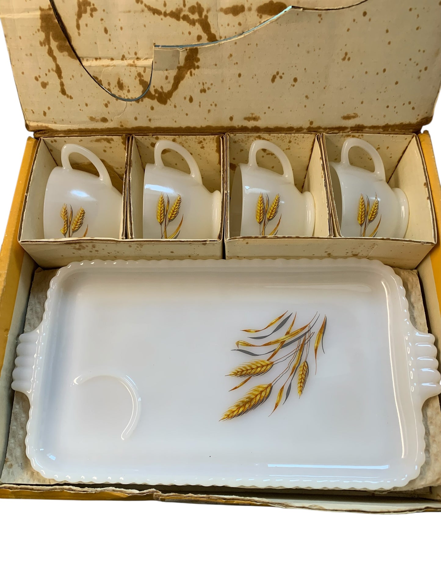 22084 - Vintage Anchor Hocking 8 pc Wheat Snack Set 12" |F-15|