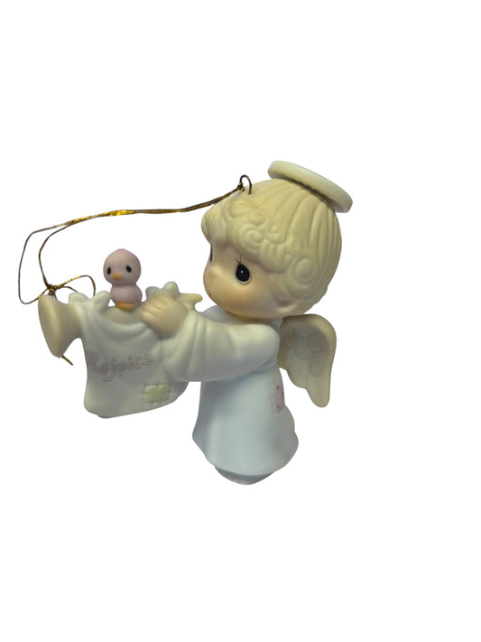 38133 - Precious Moments Rejoice O Earth Ornament - |Pod 1-67|