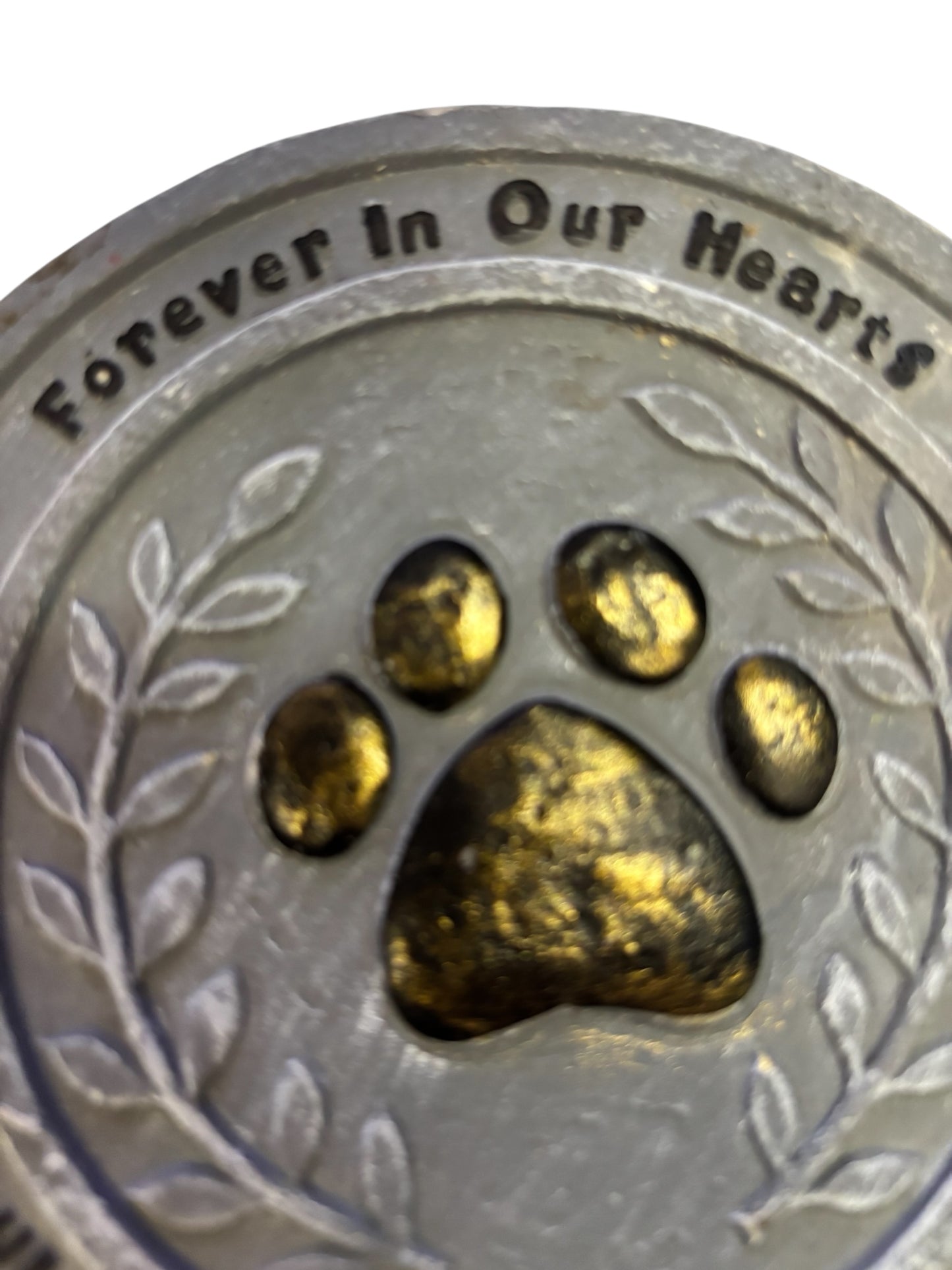 22135 - 5¼" Forever In Our Hearts Plaque For Pets |11-10|