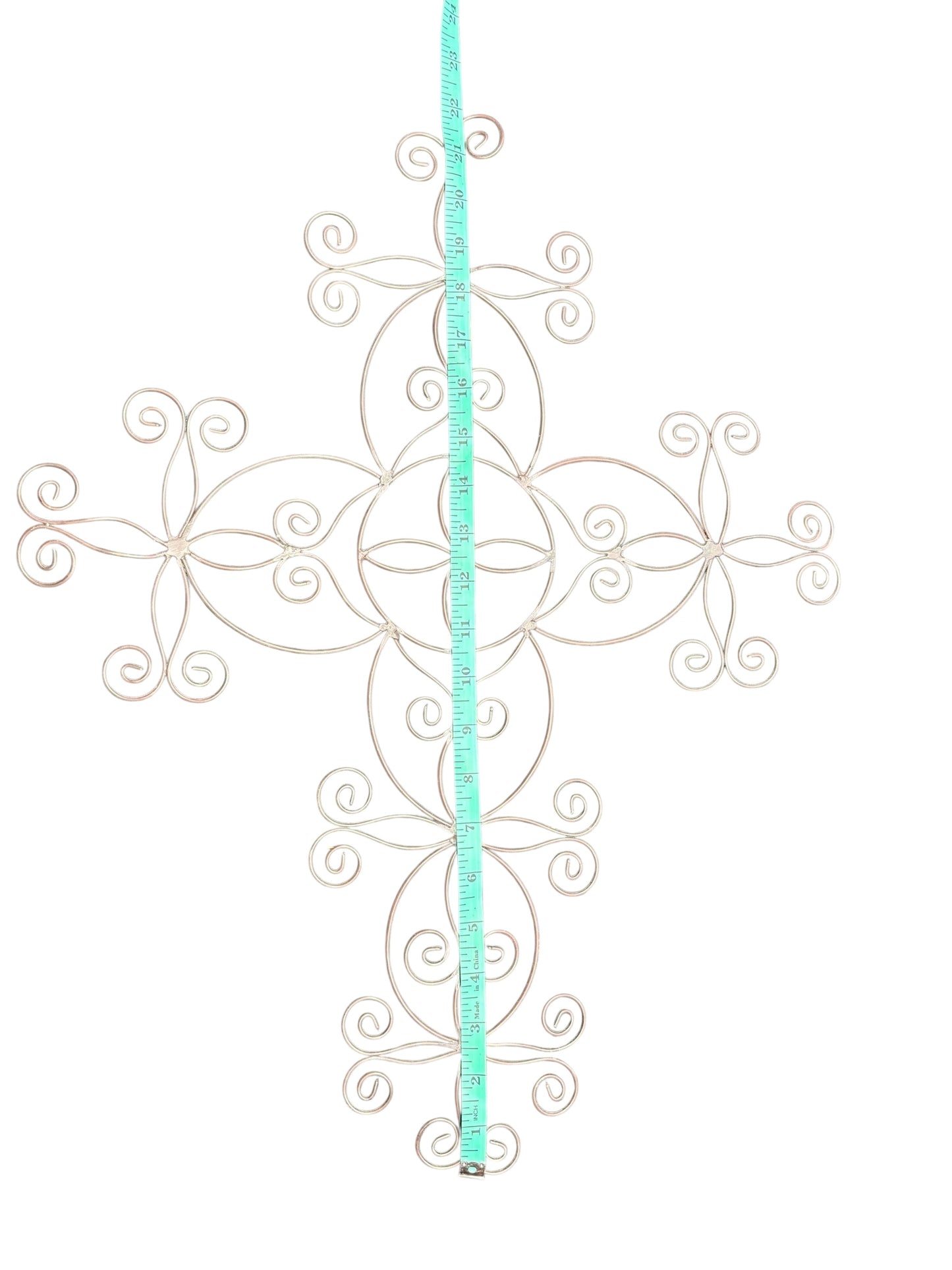 42428 - 22-Inch Metal Wire Cross Inside Outside Decor |18-21|