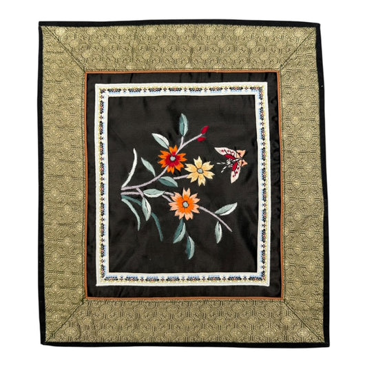 1679 - Vintage Silk 11" Square Flowers & Butterfly Embroidered Doily 28 |17-30|