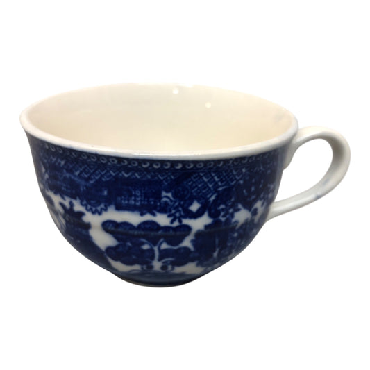 2001 - Blue Willow Patterned Cup and Saucer |17-31|