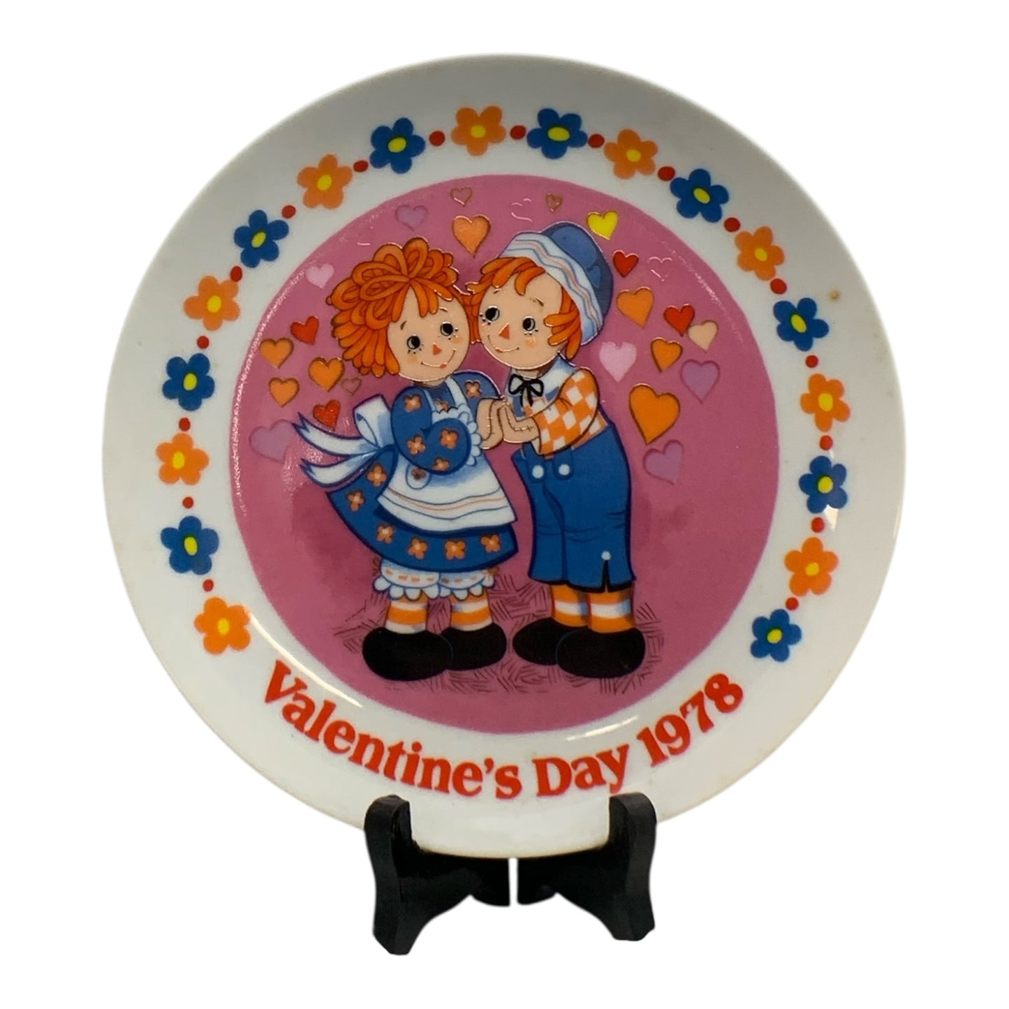 23063- Raggedy Ann and Andy 1978 Valentines Day Porcelain Plate by Schmid 8-Inch  |9-20|