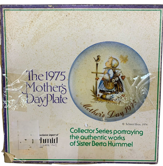 23390 - The 1975 Mother's Day Plate 8" Message of Love Sister Berta Hummel Limited Edition |9-20|