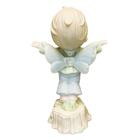 38600 - Precious Moments: On A Wing And A Prayer 6-Inch Figurine |8-16|