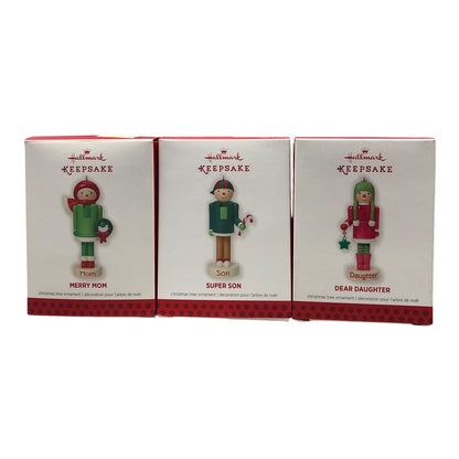 39946 - Hallmark Set of 3 Mom, Son and Daughter Nutcracker Ornaments 4" |Pod 1-74|