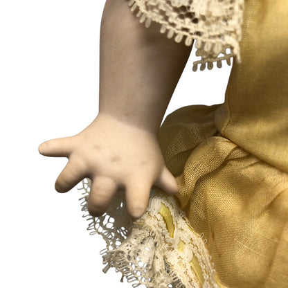 42452 - VINTAGE 12" Yellow Dress Porcelain Doll |X-48|