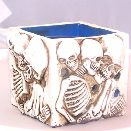 10487 - Skeleton Candle Holder |22-4|