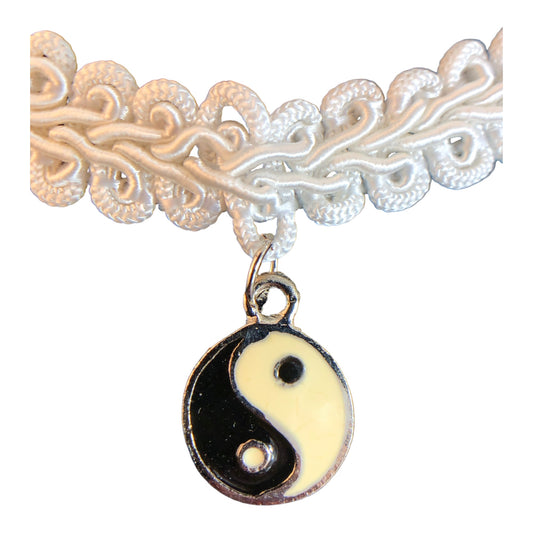 11612 - White Ribbon Yin Yang Choker 16" |Clear-180|