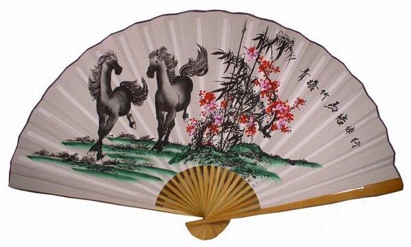 12584 - Fan 35" White Horses |Box 4 & 5|