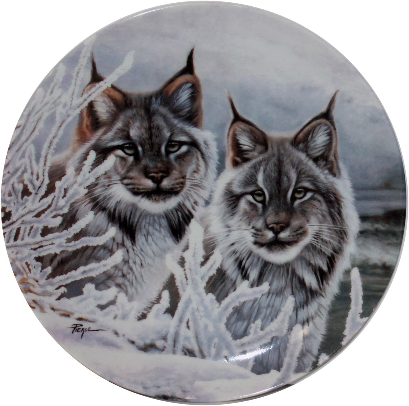 13023 - Eyes in the Snow 8" Plate Bradex |10-15|