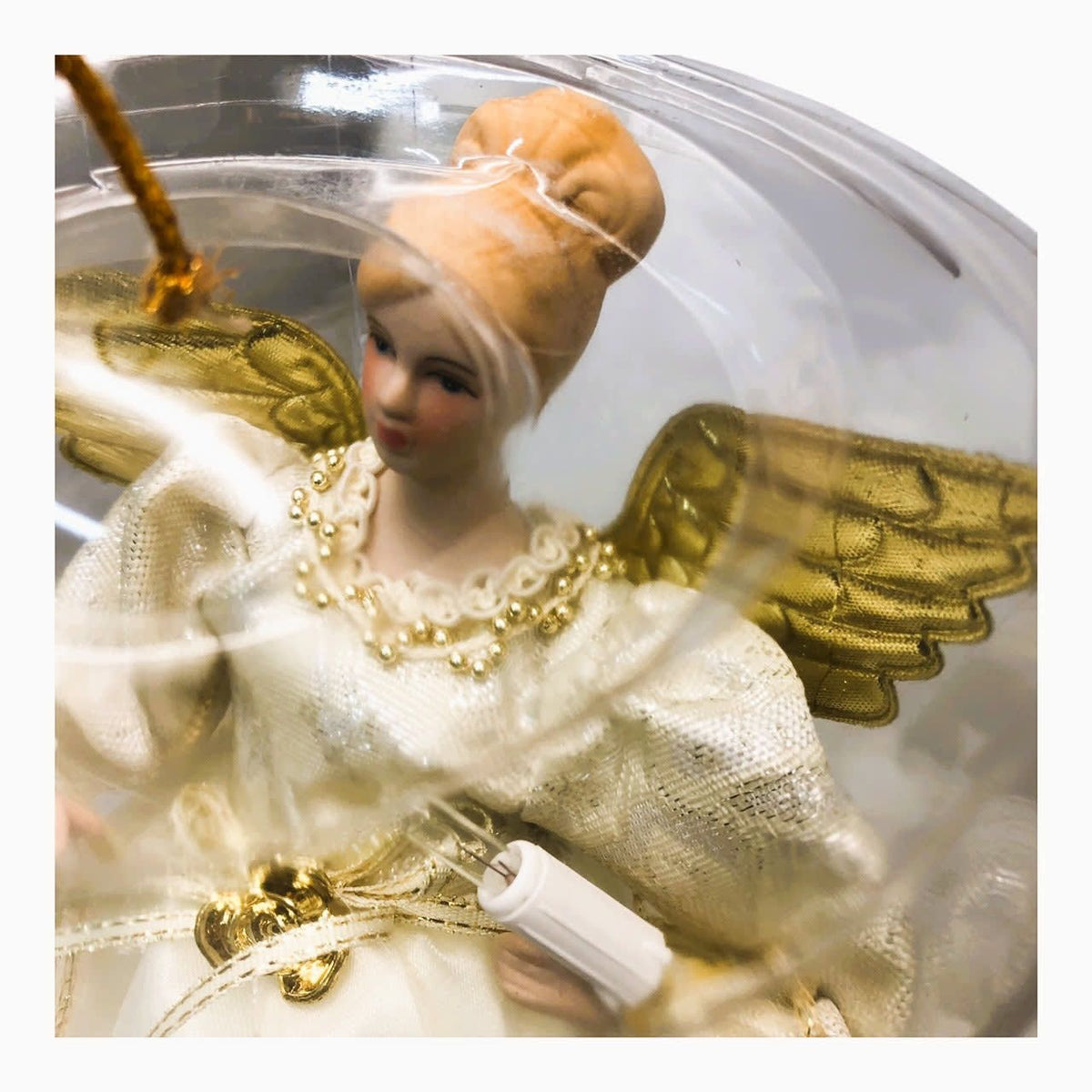 15638 - Elegant 10 Light Angel Porcelain Head Tree Topper |Pod 2-47|