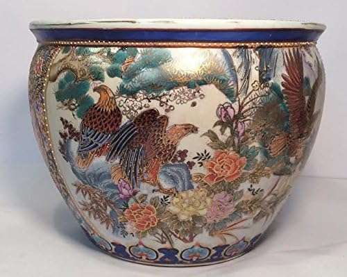 17846 - Large Satsuma Pot with Eagles - [Bookshelf-10]