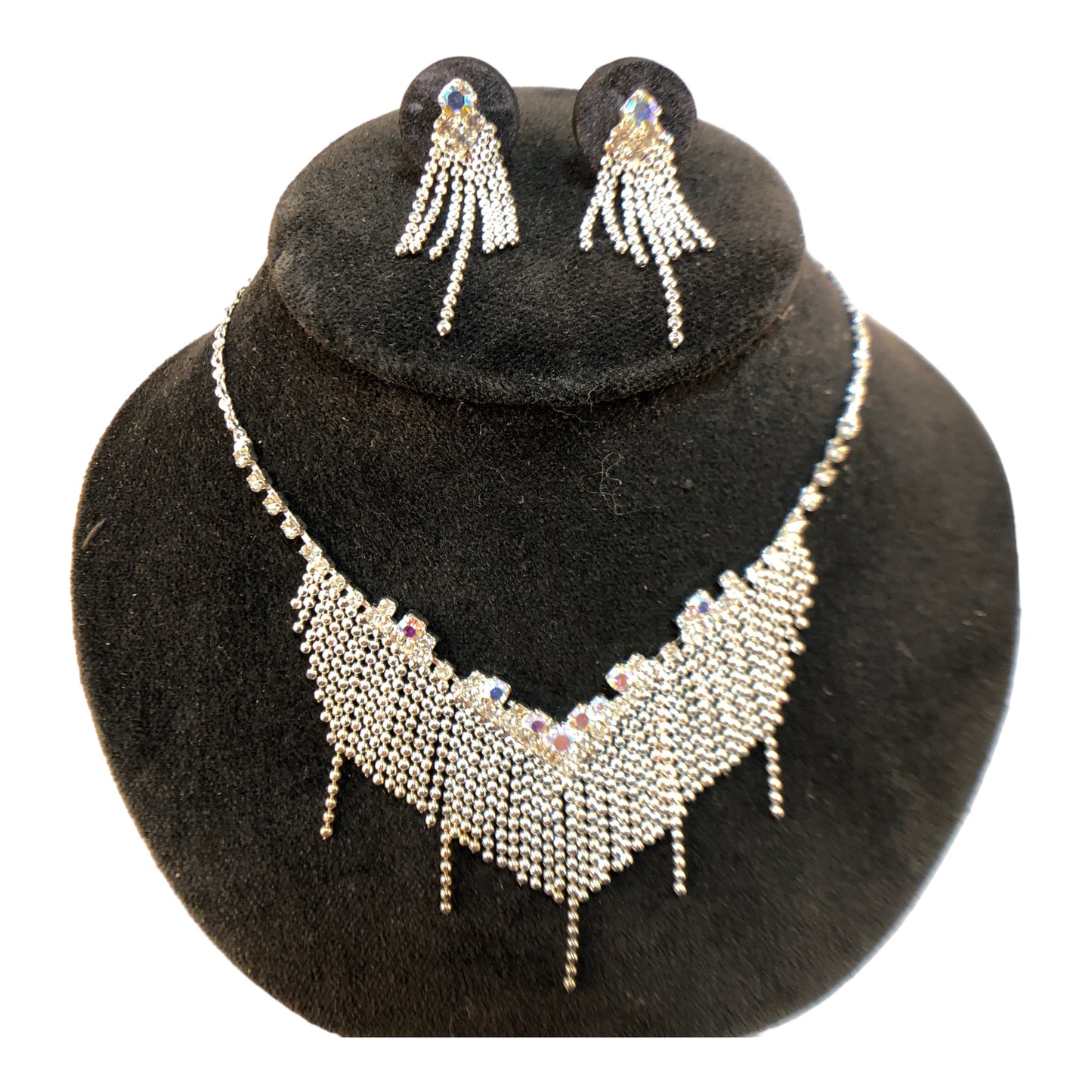 19135 - 18" Silver &Clear Crystals Necklace & Earring Set - [Clear-56]