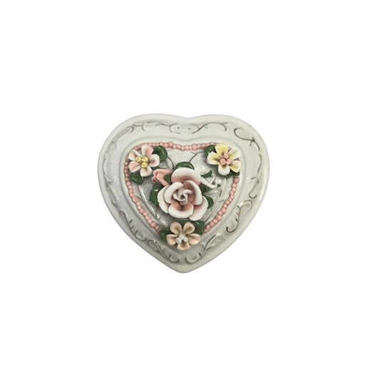 22333 - 6" Porcelain Trinket Box |17-26|