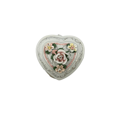 22333 - 6" Porcelain Trinket Box |17-26|