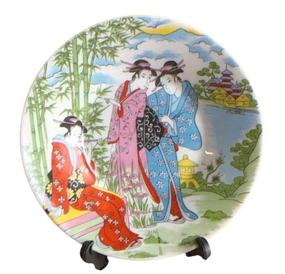 2574 - 4" 3 Geisha Lady Plate - |9-18|