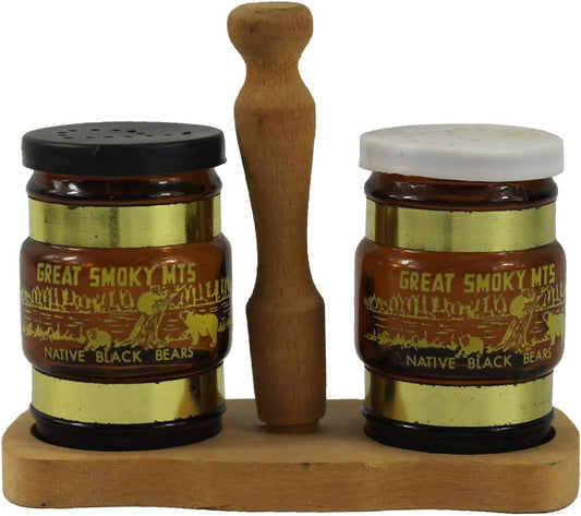 25909 - Great Smokey Mountains Bear Salt & Pepper |4-18|