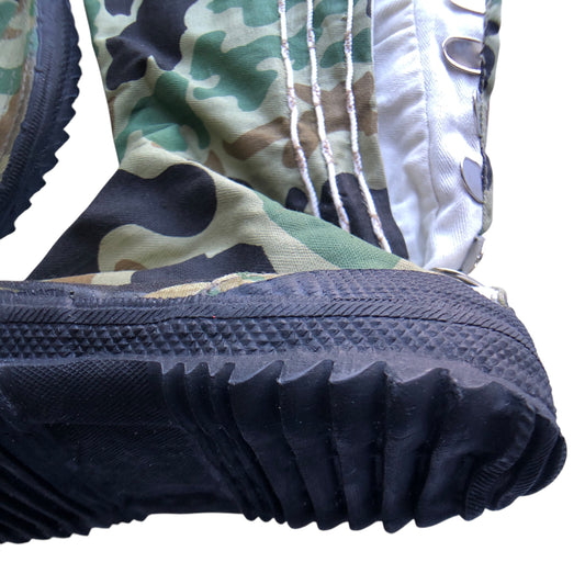 2699 - Camo Size 6 Tabi Long - [Bookshelf-5]
