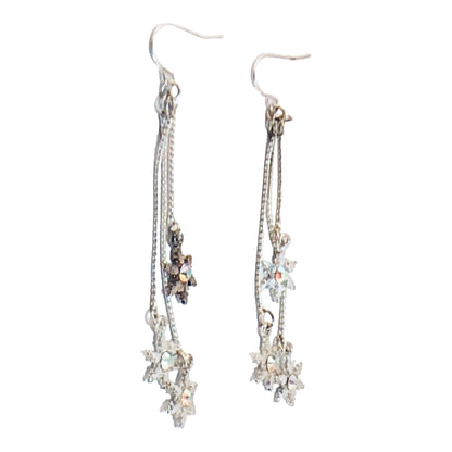 28426 - 3 Snowflake Drop Earrings - [Clear-182]