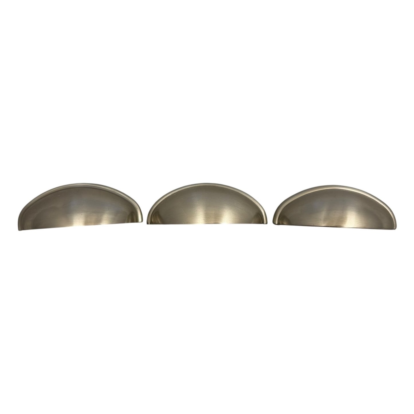 28679 - Set of Three 2.50 Inch Center Cup Pull |11-12|