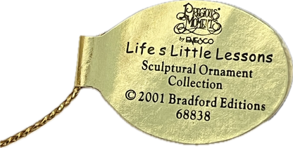 30642 - Precious Moments Life's Little Lessons - To Have A Friend Be A Friend Ornament - 68838 - |H-29|
