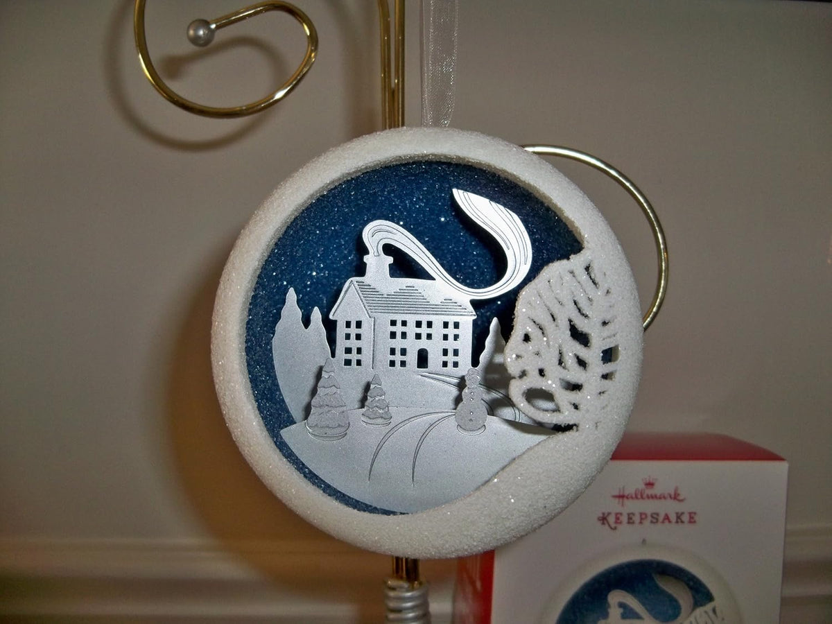 33742 - 2013 December Hallmark Keepsake Ornament To Remember - |Pod 2-78|