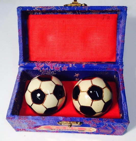 3375- Large Chinese Health Exercise Stress Baoding Soccer Balls Relaxation Therapy |7-31|