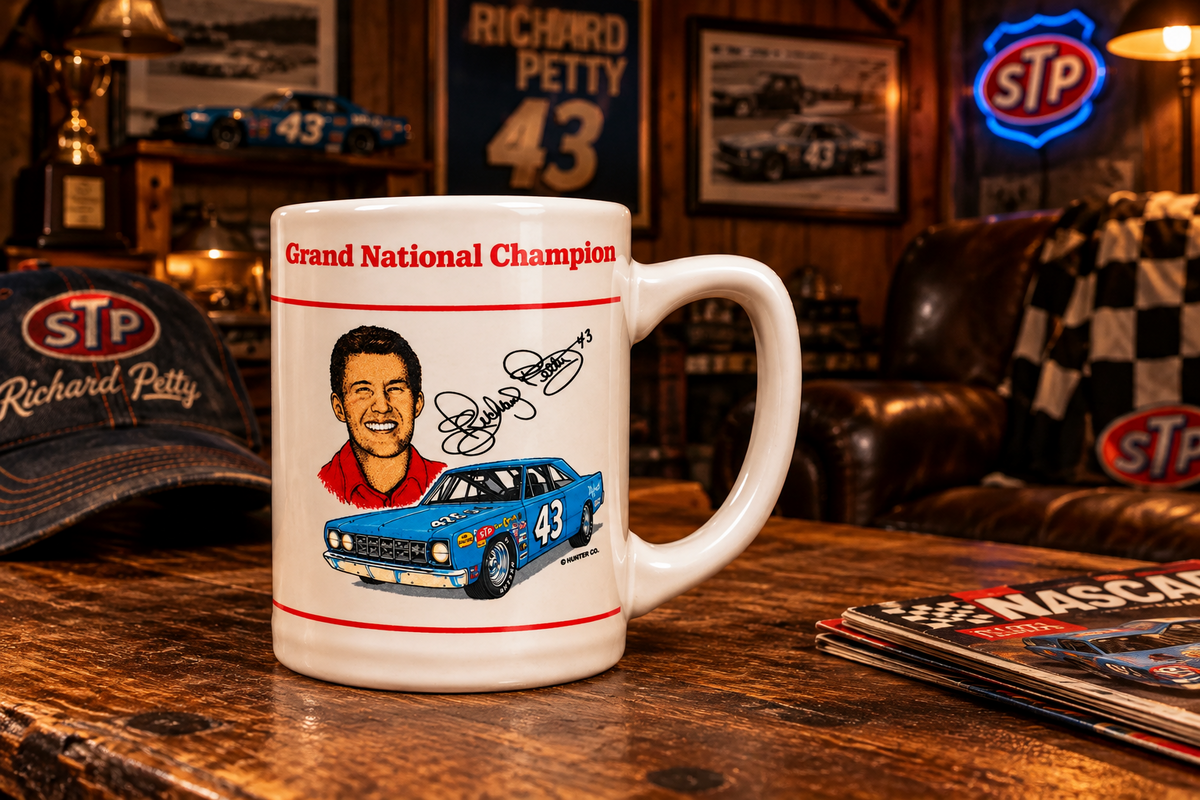 34199 - Original Richard Lee Petty 1967 Mug |TBD|