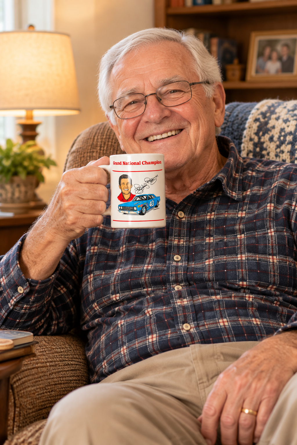 34199 - Original Richard Lee Petty 1967 Mug |TBD|