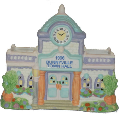 34371 - Vintage 6" Ceramic Bunny Town Hall 1996 |TBD|