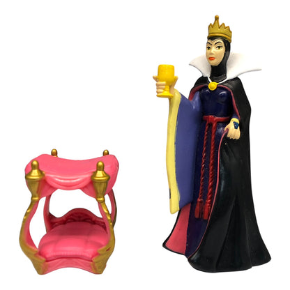35221- Sleeping Beauty Carriage And Queen Figurine Set Decor |X-89|