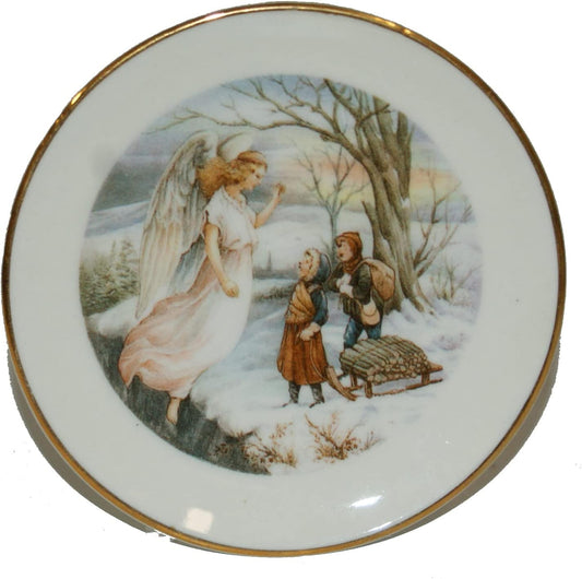 35673 - 4" Winter Guardian Angel Plate - [BB-28]