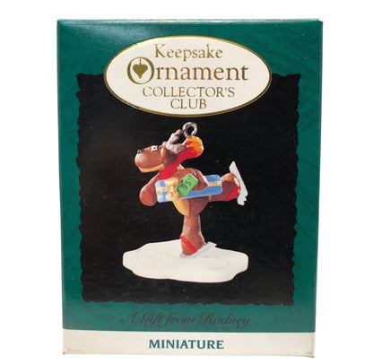 37070 - Set of 5 Miniature Critter Ornament - Skunk, Hattie Chapeau, A Gift from Rodney, Country Fiddling, and Sitting Purrty