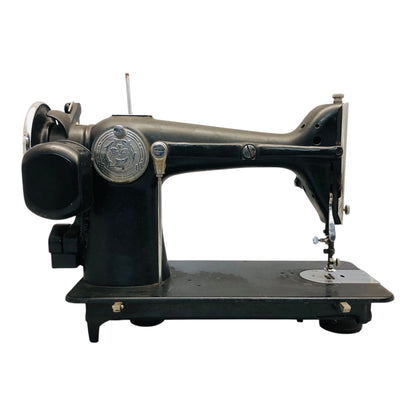 37264 - Antique Singer Sewing Machine - [Library Corner]