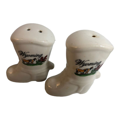 41282 - Elegant Wyoming Boot Shaped Salt and Pepper Shaker Set for Kitchen Table |4-26|