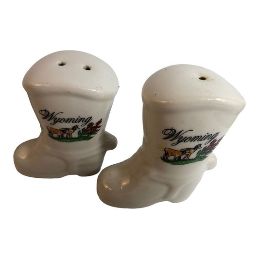 41282 - Elegant Wyoming Boot Shaped Salt and Pepper Shaker Set for Kitchen Table |4-26|